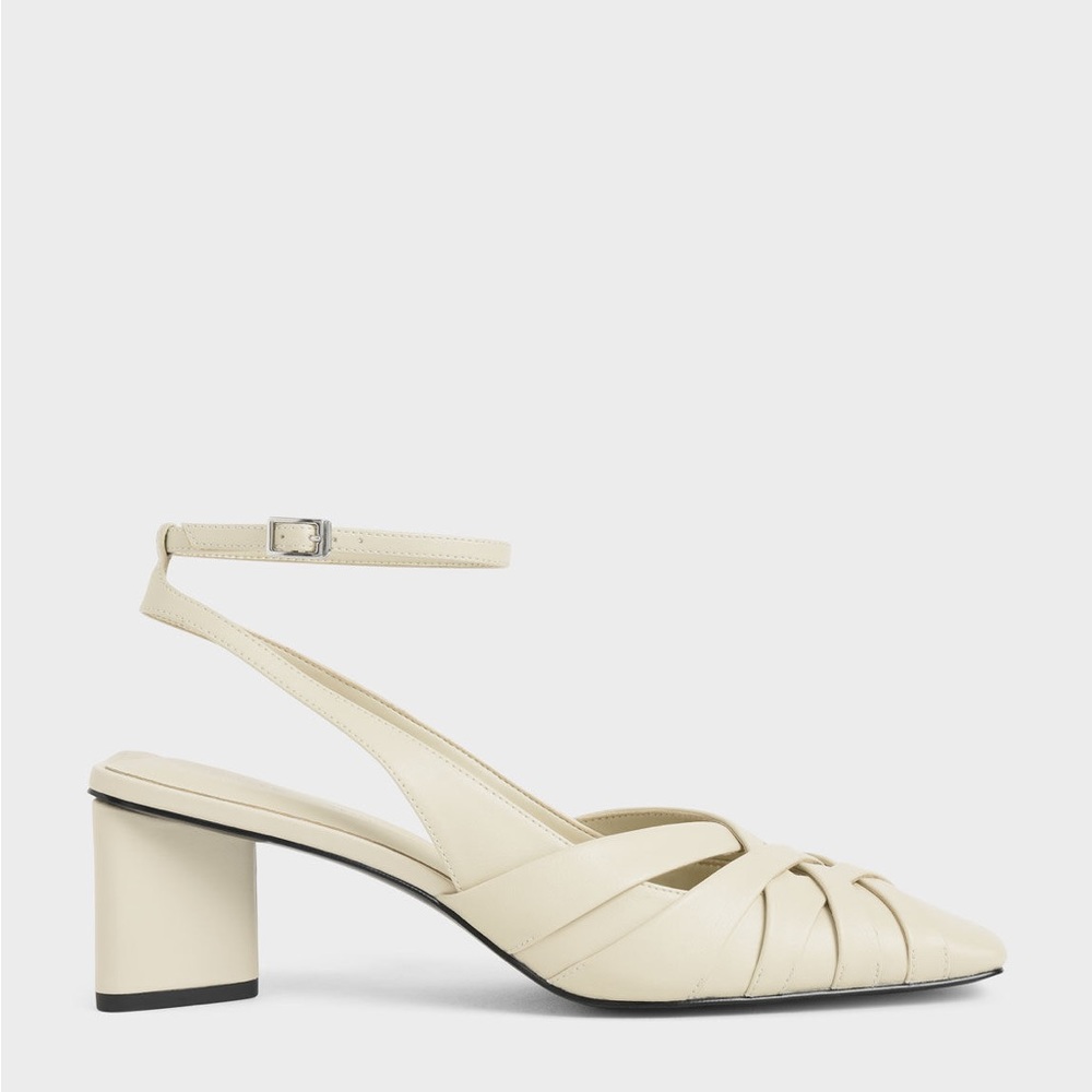 ❌SOLD❌ White ankle strap kitten heels